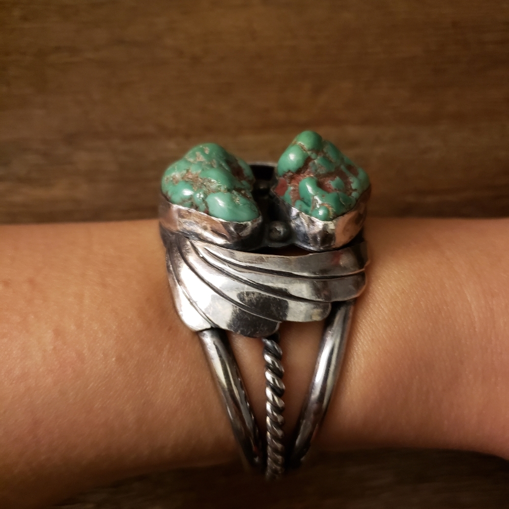 Vintage Sterling Silver Turquoise Cuff Bracelet - Picture 2 of 15